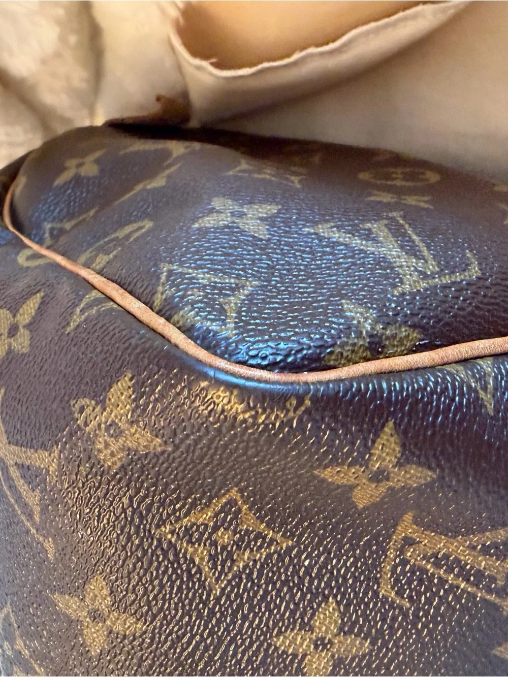 Louis Vuitton Monogram Speedy 30 with Dustbag and COA